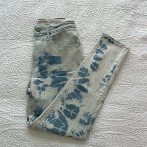 Levi’s Straight Leg Jeans